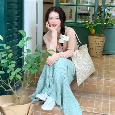 春泛桃花源
